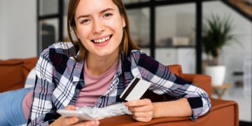 woman learning about credit card limit.