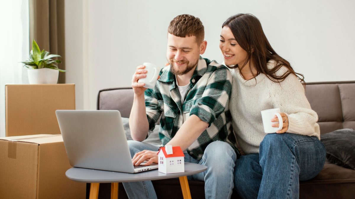 a couple getting a Bridge loans.